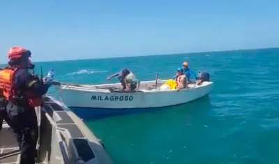 Los pescadores rescatados.