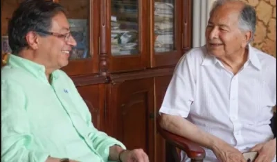 Gustavo Petro y su papá, Gustavo Petro Sierra.