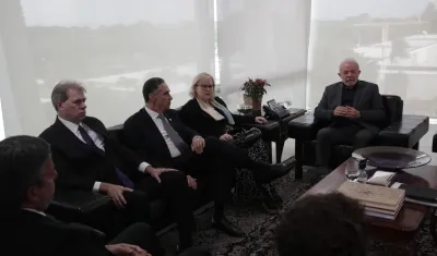 Reunión liderada por Lula da Silva.