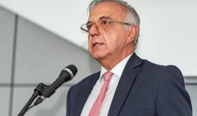 Iván Velásquez, Ministro de Defensa.