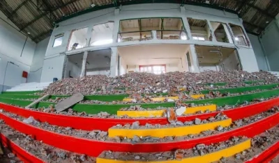  Aspecto de los trabajos en el Coliseo Menor Ramón Marín Vargas de Manizales.