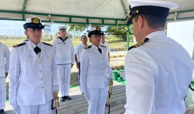 Ceremonia de relevo de la Dimar.