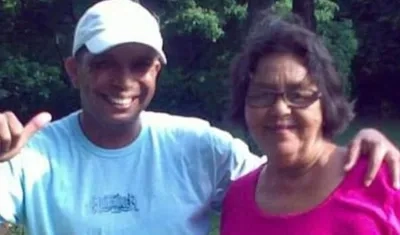 Ninfa Agámez y su hijo Alfredo de Jesús Sarmiento Agámez.