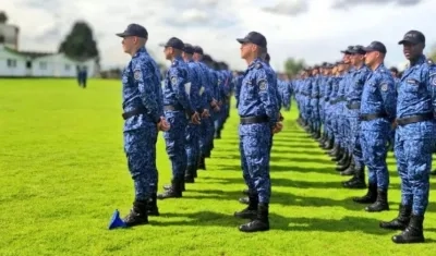 Personal de graduandos del Inpec.