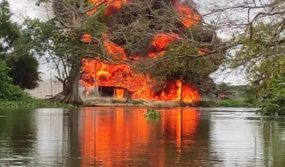 El campamento destruido.