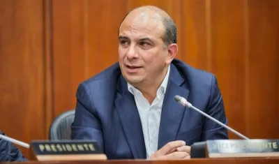 El Defensor del Pueblo, Carlos Camargo.