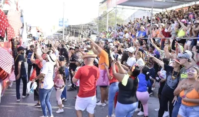 La invasión en plena Vía 40.