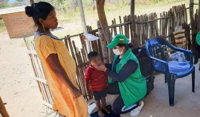 Jornada de atención del ICBF entre niños wayúu