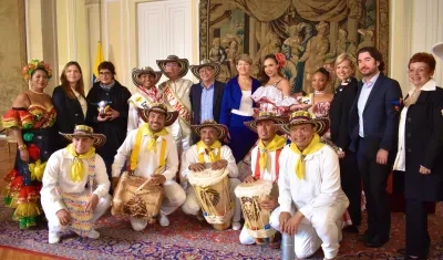 La realeza del Carnaval de Barranquilla en la Casa de Nariño.