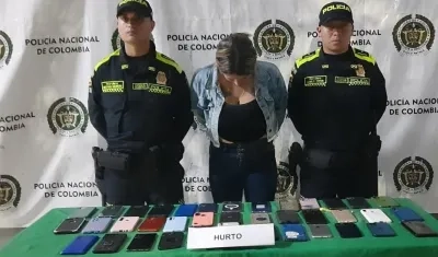 Mayra Alejandra Parra Pinzón tras ser capturada por la Policía. 