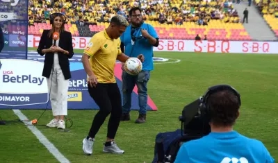 Teófilo Gutiérrez durante su presentación.