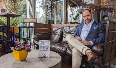 Juan Alejandro Tapia, autor.