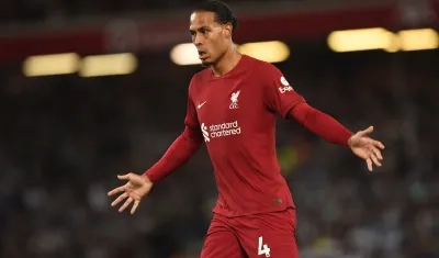 Virgil Van Dijk, defensa del Liverpool. 