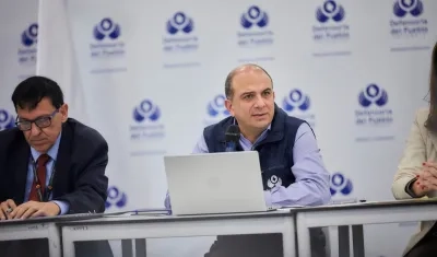 Defensor del Pueblo, Carlos Camargo Assis.