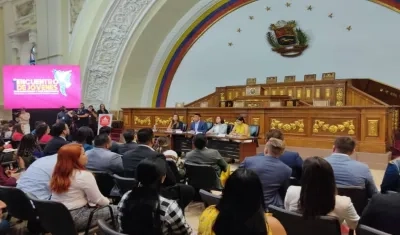 Encuentro parlamentario.