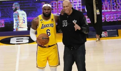 LeBron se convirtió en el máximo anotador de la historia de la NBA 