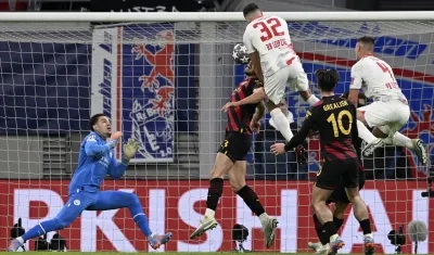 Con este cabezazo de Josko Gvardiol, el Leipzig encontró el empate ante el Manchester City.