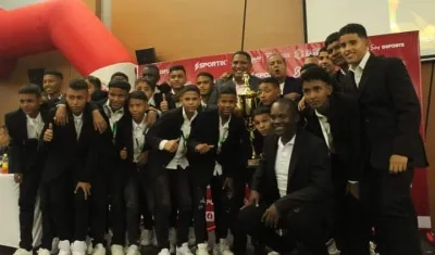 Academia Barranquillera, campeón de la categoría 2010 Promocional.