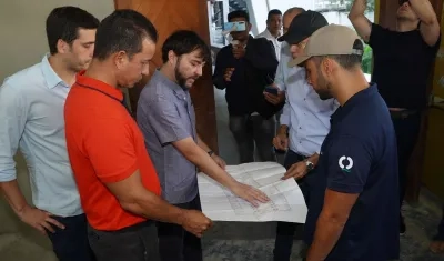 El alcalde Jaime Pumarejo inspeccionó los trabajos en el escenario futbolero.