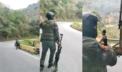 Momento en que los policías se enfrentan a tiros con los delincuentes. 