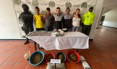 Los cincos capturados en los operativos. 