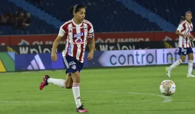 Carolina Arias, capitana de las Tiburonas.