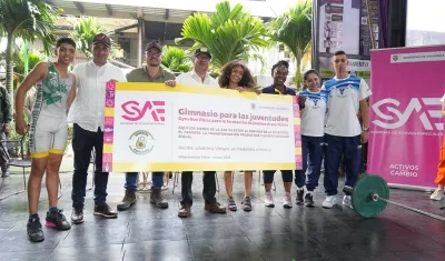 Entrega de gimnasio en proceso de extinción de dominio a medallista Ubaldina Valoyes