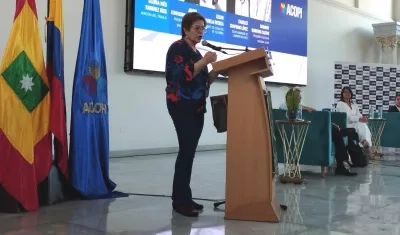 La Ministra de Trabajo, Gloria Inés Ramírez Ríos.