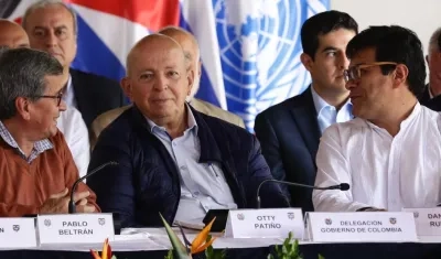 Imagen de la mesa de diálogo.