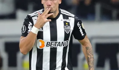 La celebración de Paulinho.