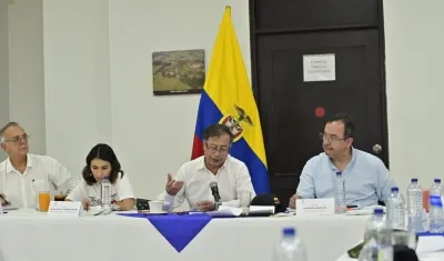 El Presidente Gustavo Petro durante un consejo de seguridad en Caucasia, Antioquia.