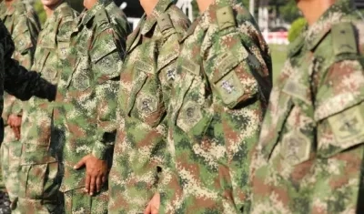 Los cinco militares habrían incurrido en corrupción en Valle del Cauca, Antioquia y Cundinamarca, 