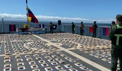 La droga estaba distribuida en 23 bultos envueltos en material sintético.