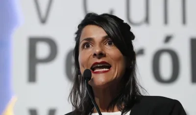 Ministra de Minas y Energía, Irene Vélez