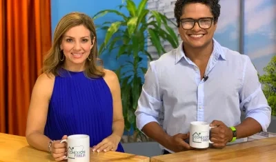 Patricia Villalba y Robert Barraza, conductores del magazín "Conexión Familia"