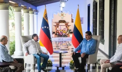 Encuentro entre Petro y Maduro en Caracas Venezuela.