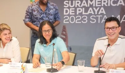 Rueda de prensa con la alcaldesa Virna Johnson y el gobernador Carlos Caicedo