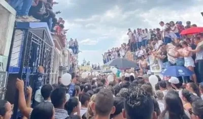El sepeilio de Yeison Jácome en Pailitas fue masivo.