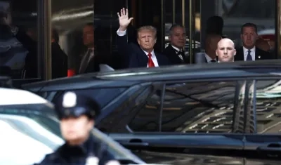 Donald Trump llegó a la lectura de cargos