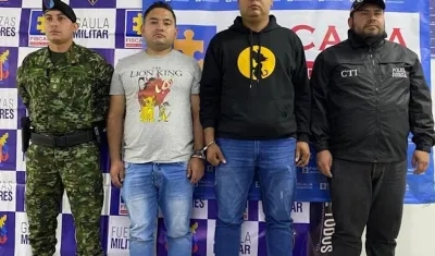 Cárcel para dos sargentos por sustraer armamento de almacenes militares