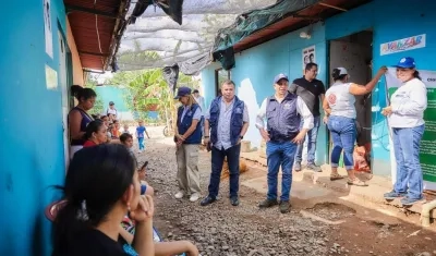 El Defensor del Pueblo en Pondores, La Guajira.