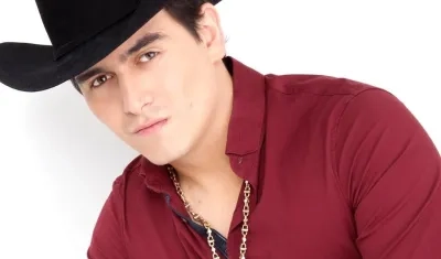 Cantante mexicano Julián Figueroa.