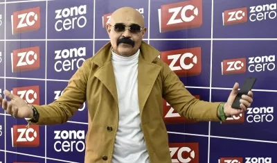 Junior León, el sonero venezolano en su visita a Zona Cero.