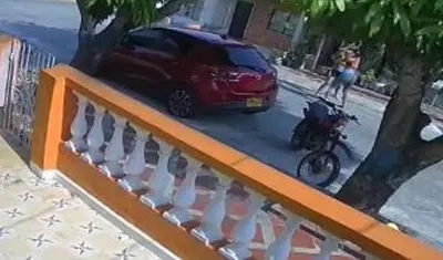 Dos mujeres agrediéndose en el barrio Carlos Meisel