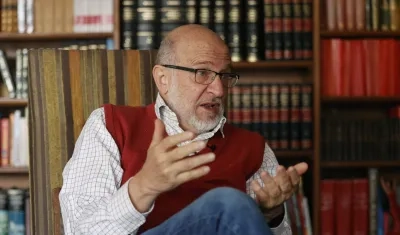 Escritor y académico colombiano de la lengua Daniel Samper Pizano.