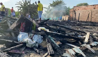 Destrucción total en el sector de 'La Puntilla' en el barrio Olaya Herrera de Cartagena