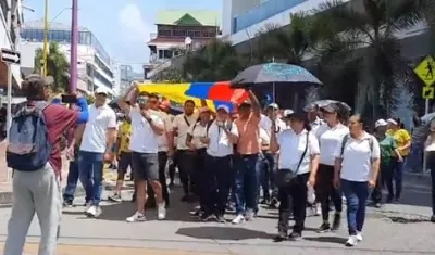 Los sanandresanos marcharon este sábado por las calles del centro