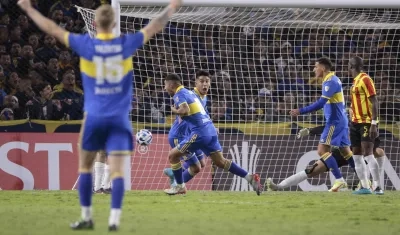 El gol de la victoria de Boca Juniors, marcado por Alan Varela. 