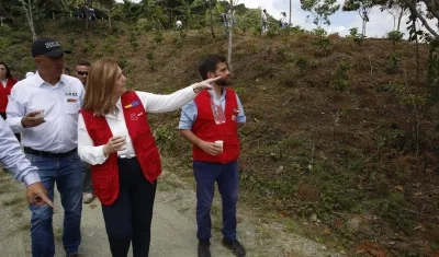 Pilar Cancela, Secretaria de estado de Cooperación Internacional de España, visitó este viernes la finca "Trópicos frutos de la esperanza", en Yotoco, Valle del Cauca.
