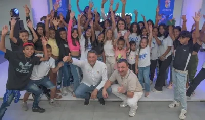 600 jóvenes se benefician con 'Baila la Gente'.